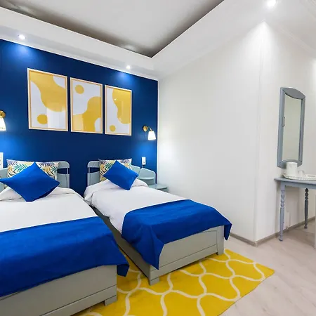 Relax Comfort Отель Бухарест