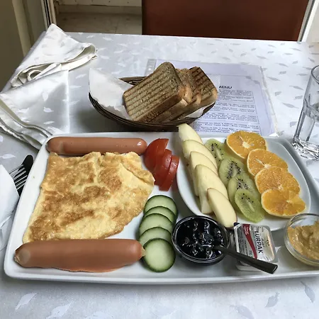 Relax Comfort Отель 3*