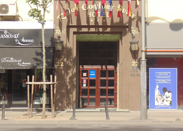 Relax Comfort Hotell 3*