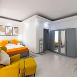 Relax Comfort Hotel 3*