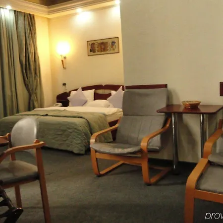 Relax Comfort Szálloda Bukarest